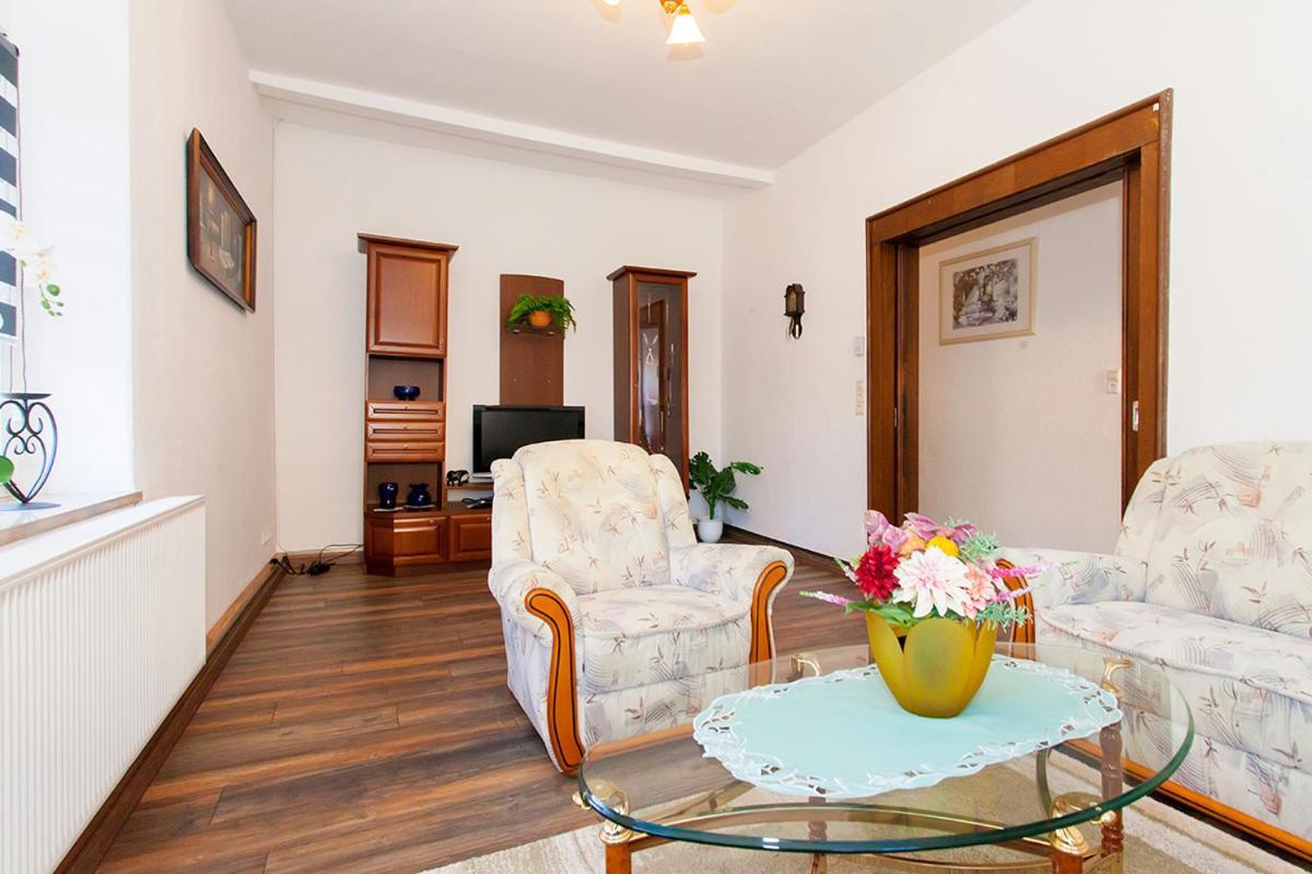 Apartment Zoey アウエルバッハ エクステリア 写真